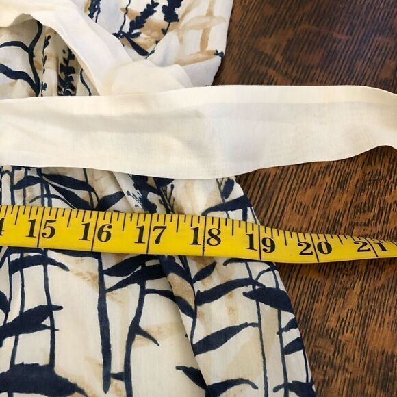 BCBGMAXAZRIA Cotton and Silk Wrap, Vintage Inspired Top Size S - Picture 15 of 16